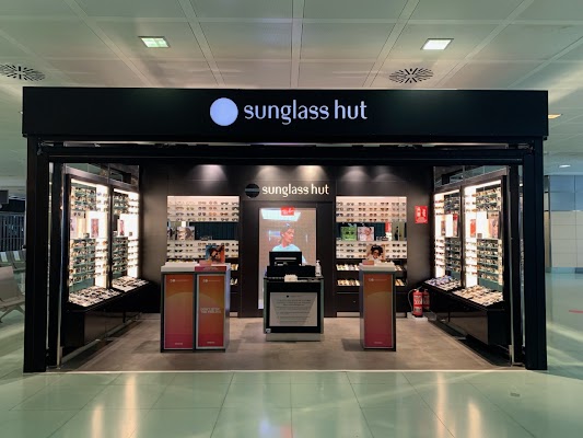 sunglass-hut-aeropuerto-ibiza